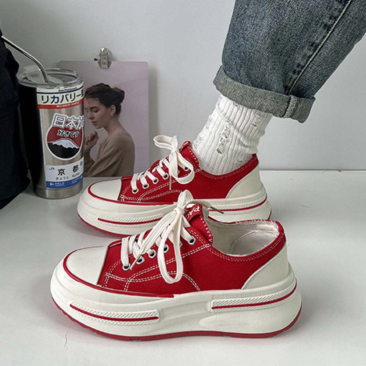 Lace-Up Round Toe Platform Sneakers