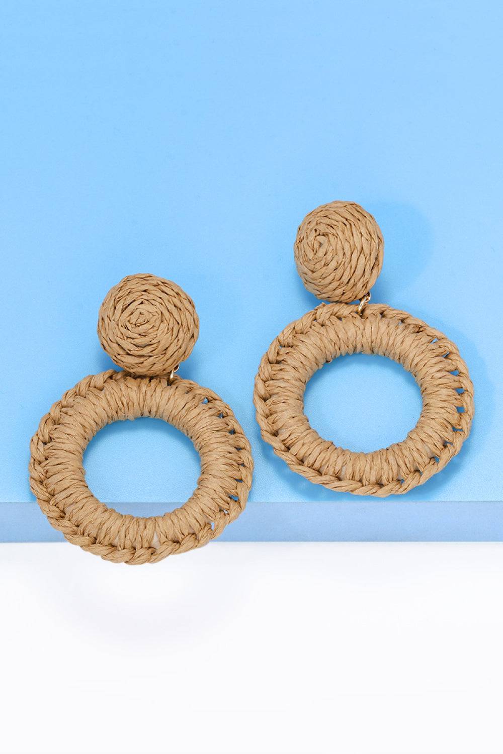 Round Shape Raffia Grass Dangle Earrings